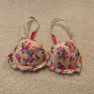 Victoria’s Secret PINK unlined bra